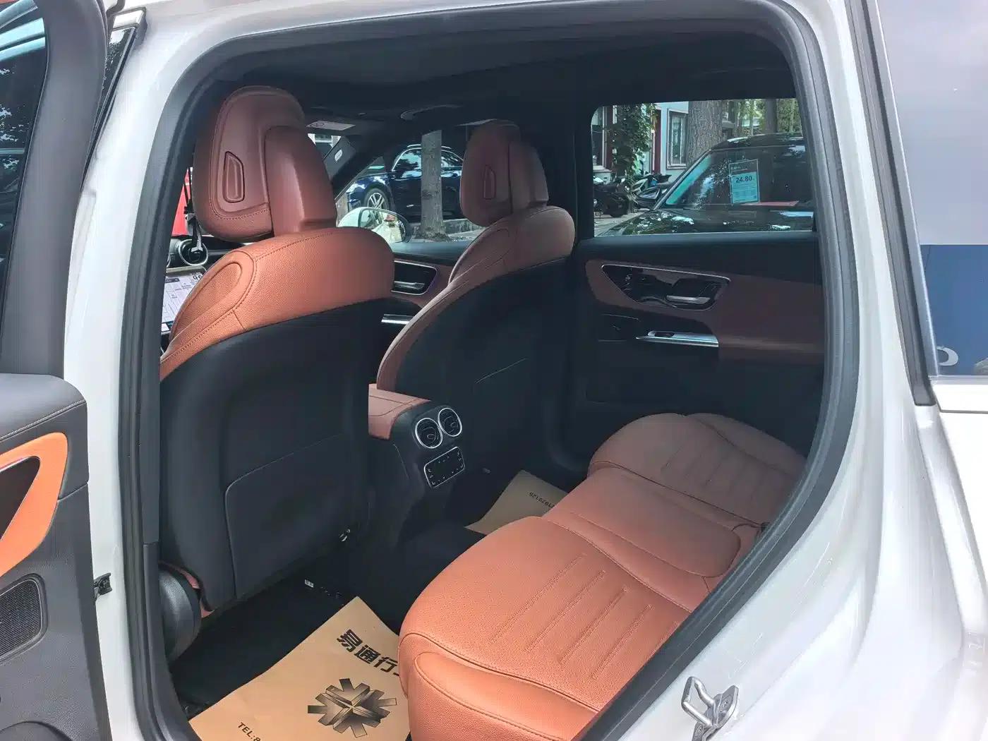 2023 Mercedes-Benz GLC 300 L 4MATIC Dynamic 5-seater — миниатюра 6