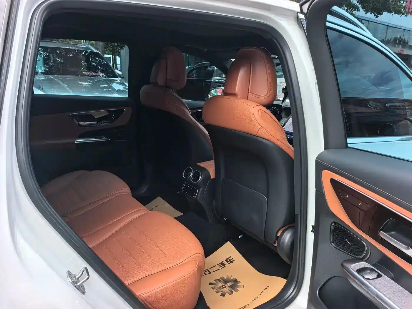 2023 Mercedes-Benz GLC 300 L 4MATIC Dynamic 5-seater — миниатюра 8