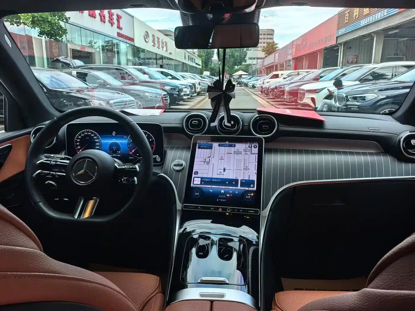 2023 Mercedes-Benz GLC 300 L 4MATIC Dynamic 5-seater — миниатюра 9