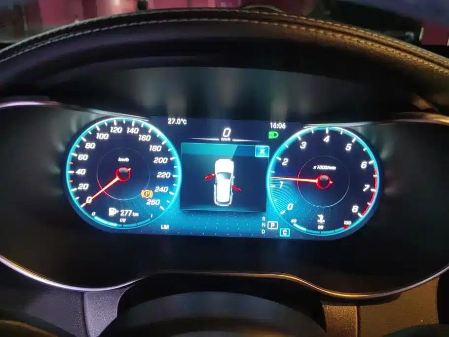 2020 Mercedes-Benz GLC Facelift: GLC 260 L 4MATIC Dynamic — миниатюра 14