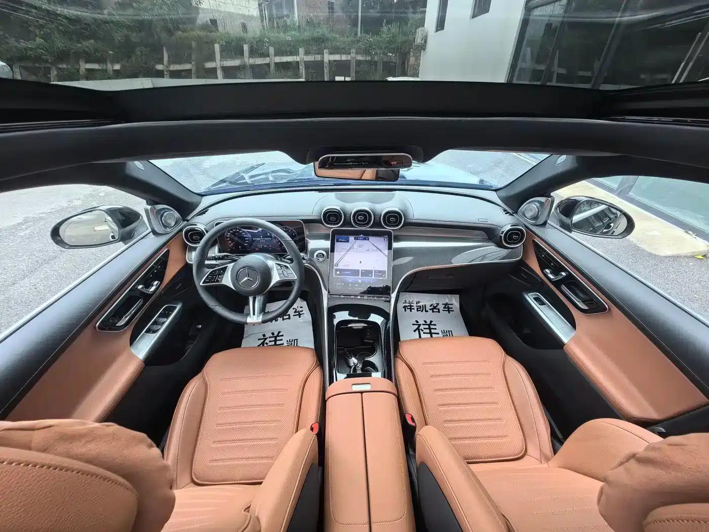 2024 Mercedes-Benz GLC 260 L 4MATIC Dynamic 7-seater — миниатюра 5