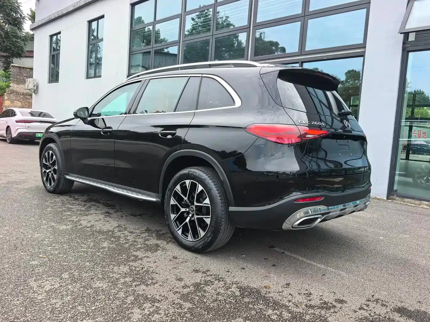 2024 Mercedes-Benz GLC 260 L 4MATIC Dynamic 7-seater — миниатюра 9