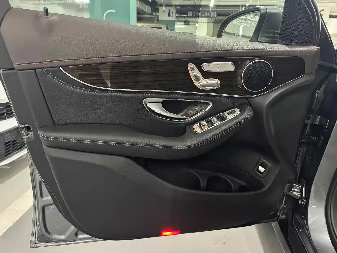 2018 Mercedes-Benz GLC Facelift: GLC 260 4MATIC Dynamic — миниатюра 5