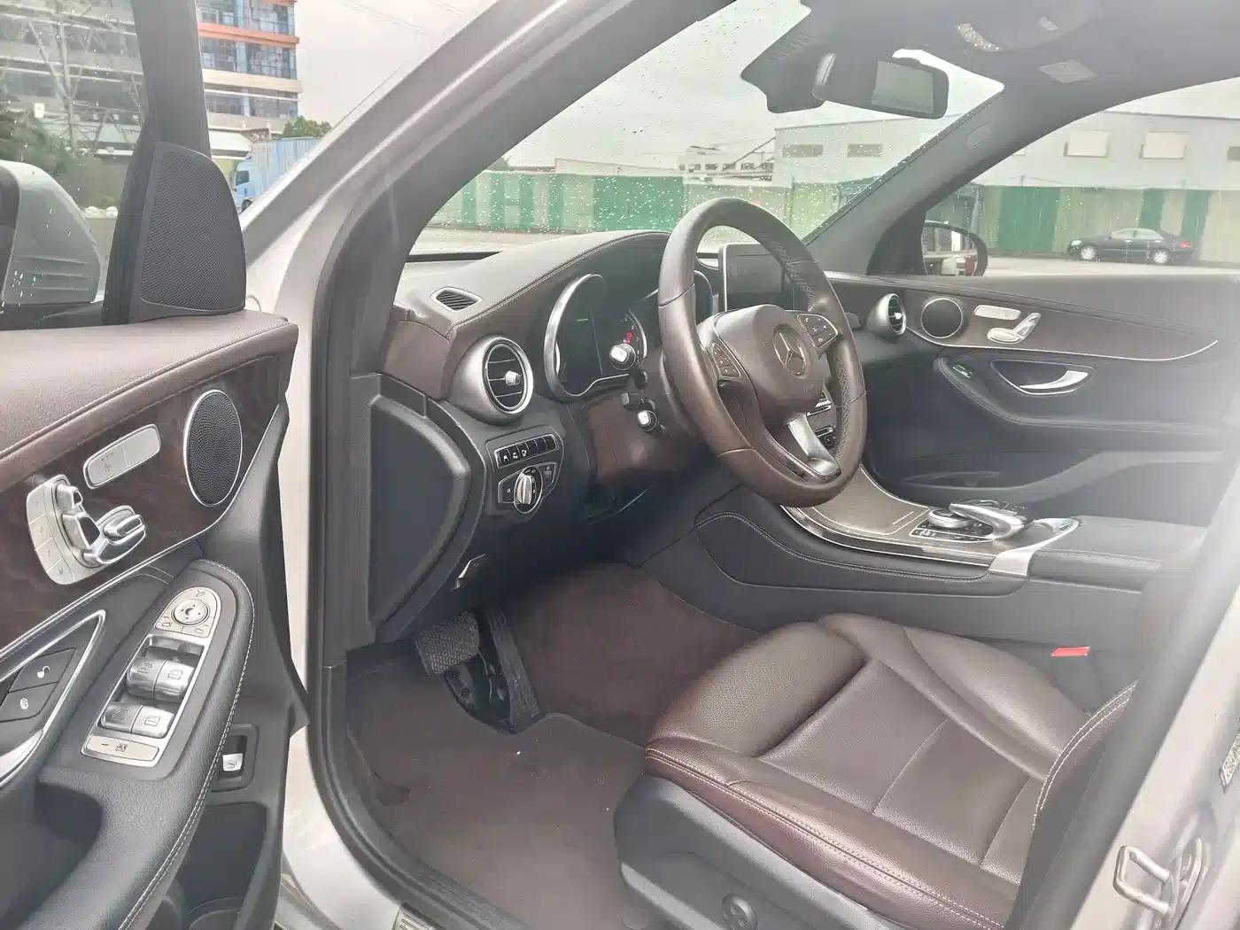 2016 Mercedes-Benz GLC 300 4MATIC Dynamic — миниатюра 8