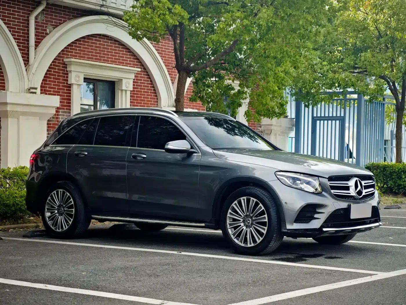 2017 Mercedes-Benz GLC 260 4MATIC Dynamic — миниатюра 3
