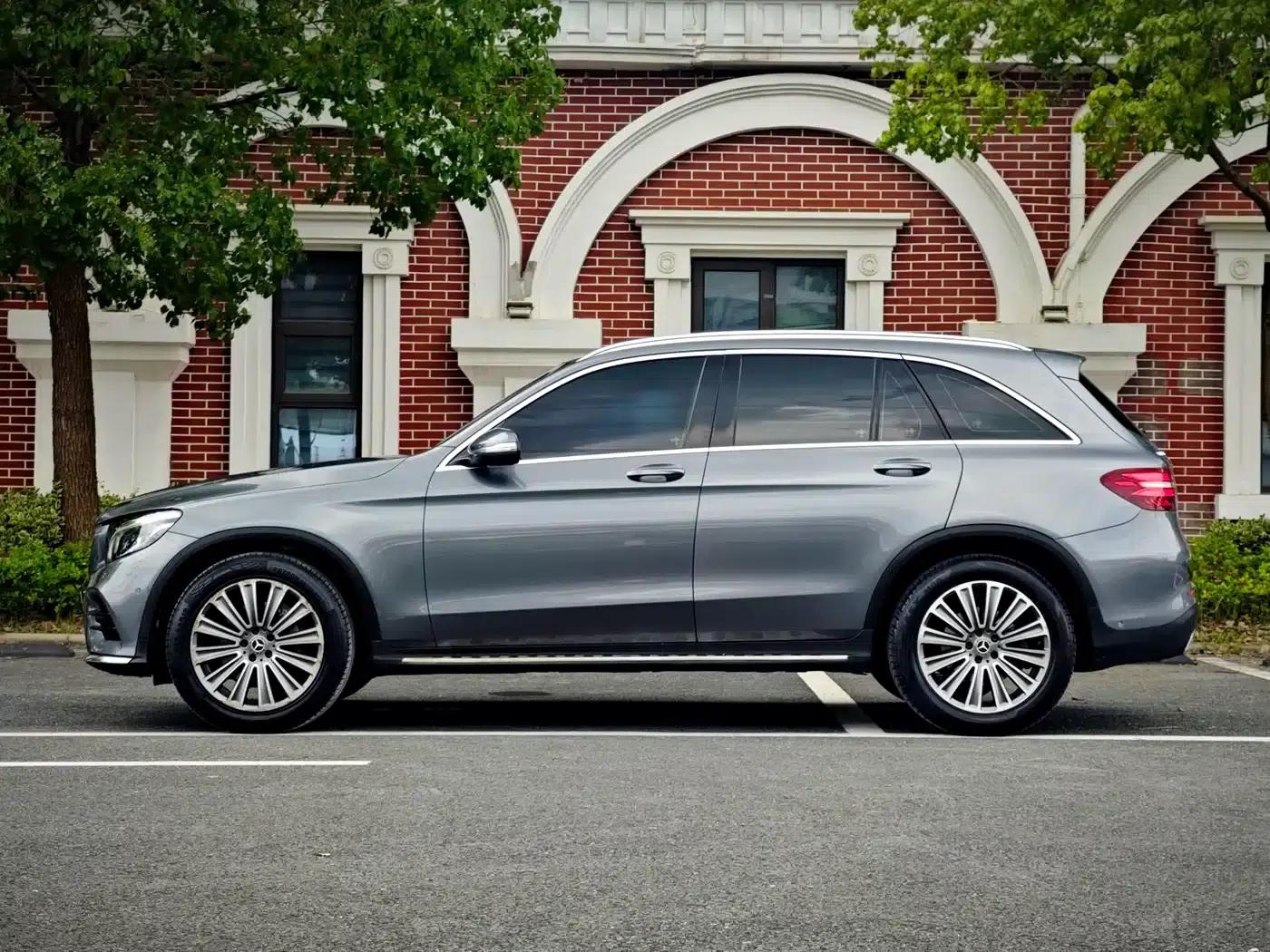 2017 Mercedes-Benz GLC 260 4MATIC Dynamic — миниатюра 4