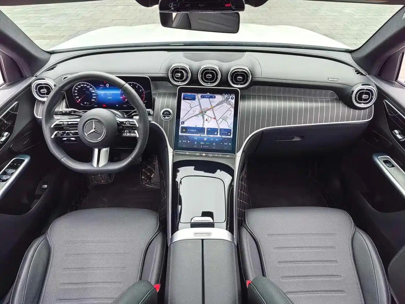 2023 Mercedes-Benz GLC 300 L 4MATIC Dynamic 5-seater — миниатюра 5