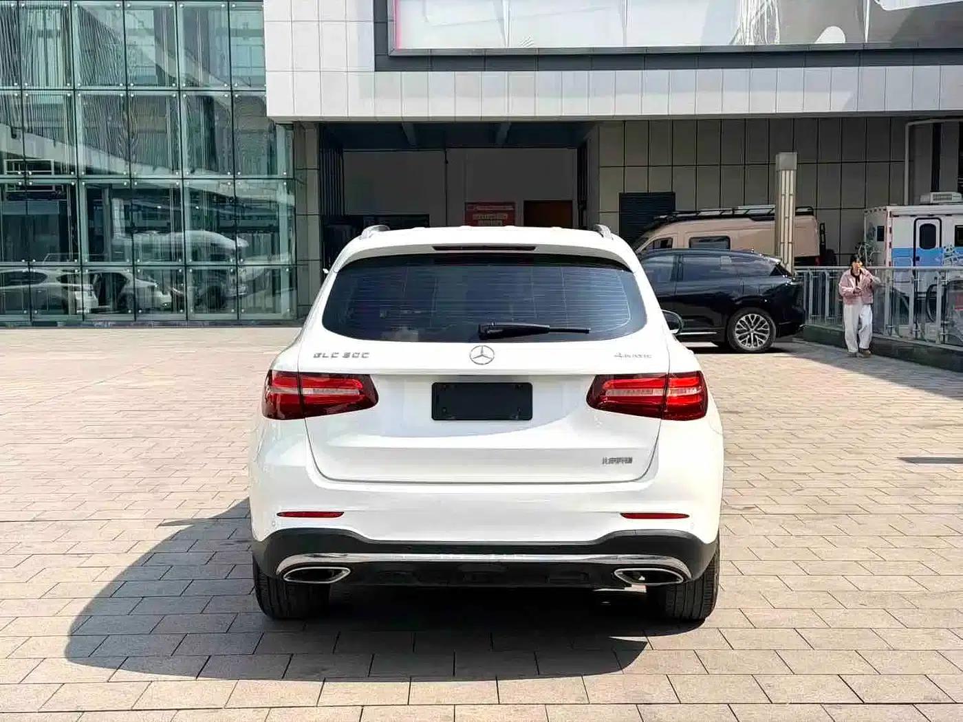 2017 Mercedes-Benz GLC 300 4MATIC Dynamic — миниатюра 5