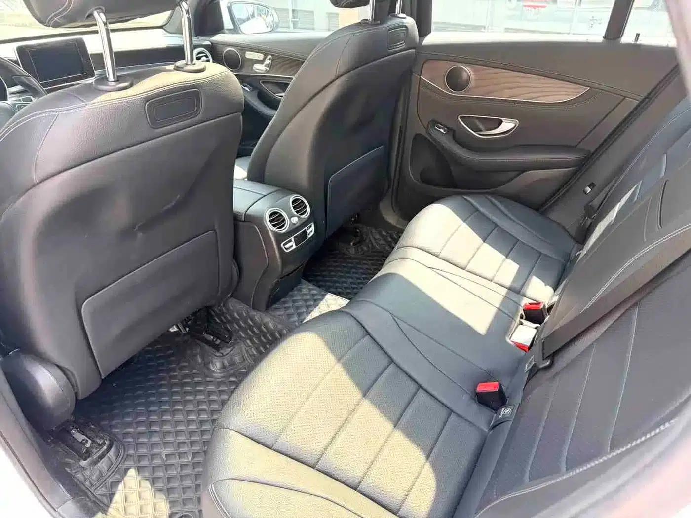 2017 Mercedes-Benz GLC 300 4MATIC Dynamic — миниатюра 10