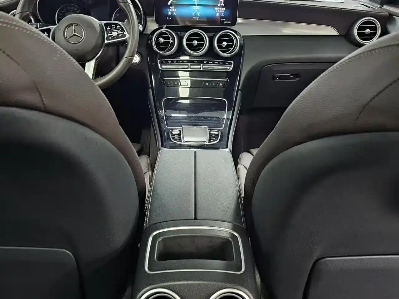 2020 Mercedes-Benz GLC 260 L 4MATIC Dynamic — миниатюра 11