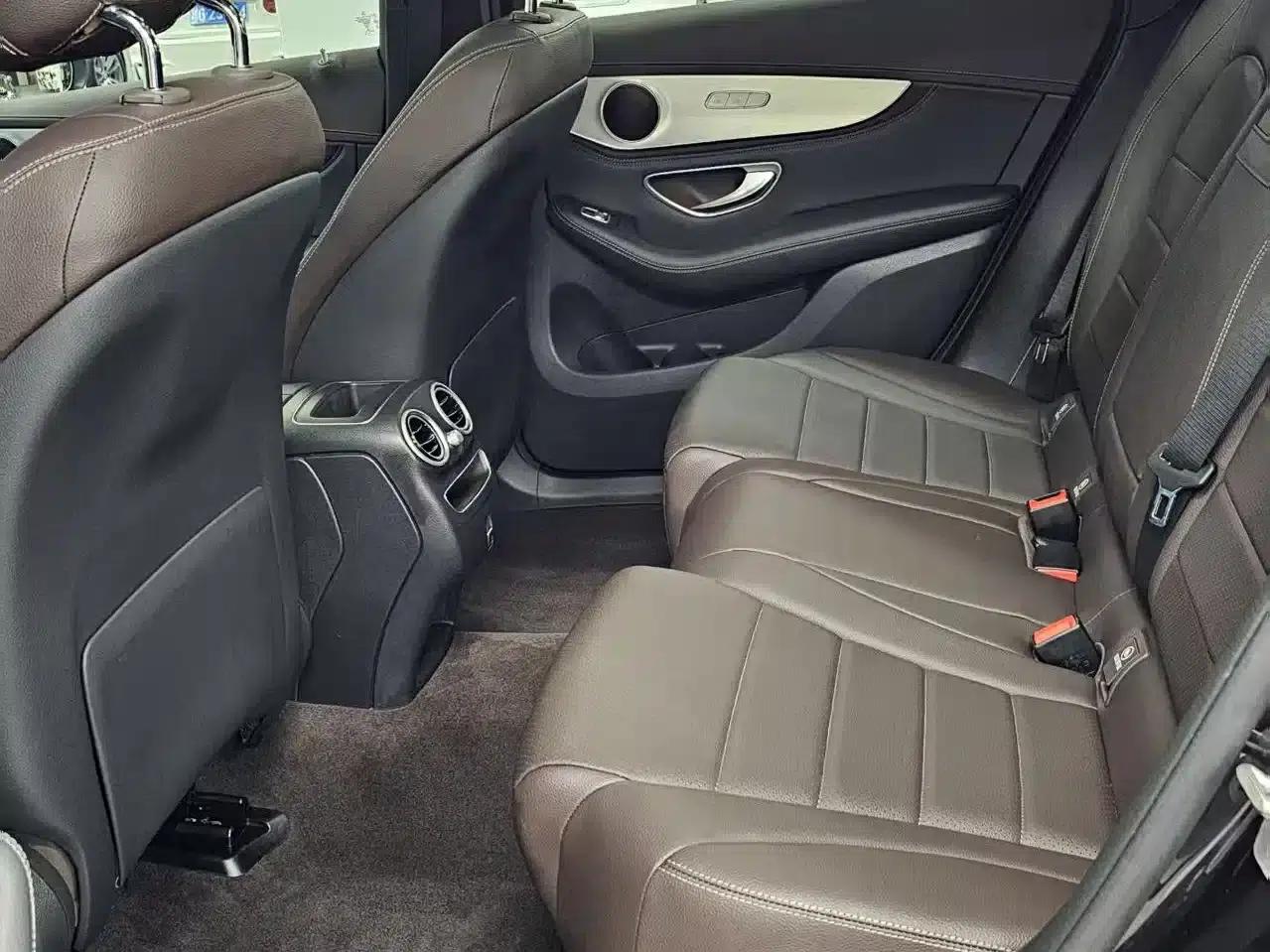 2020 Mercedes-Benz GLC 260 L 4MATIC Dynamic — миниатюра 15