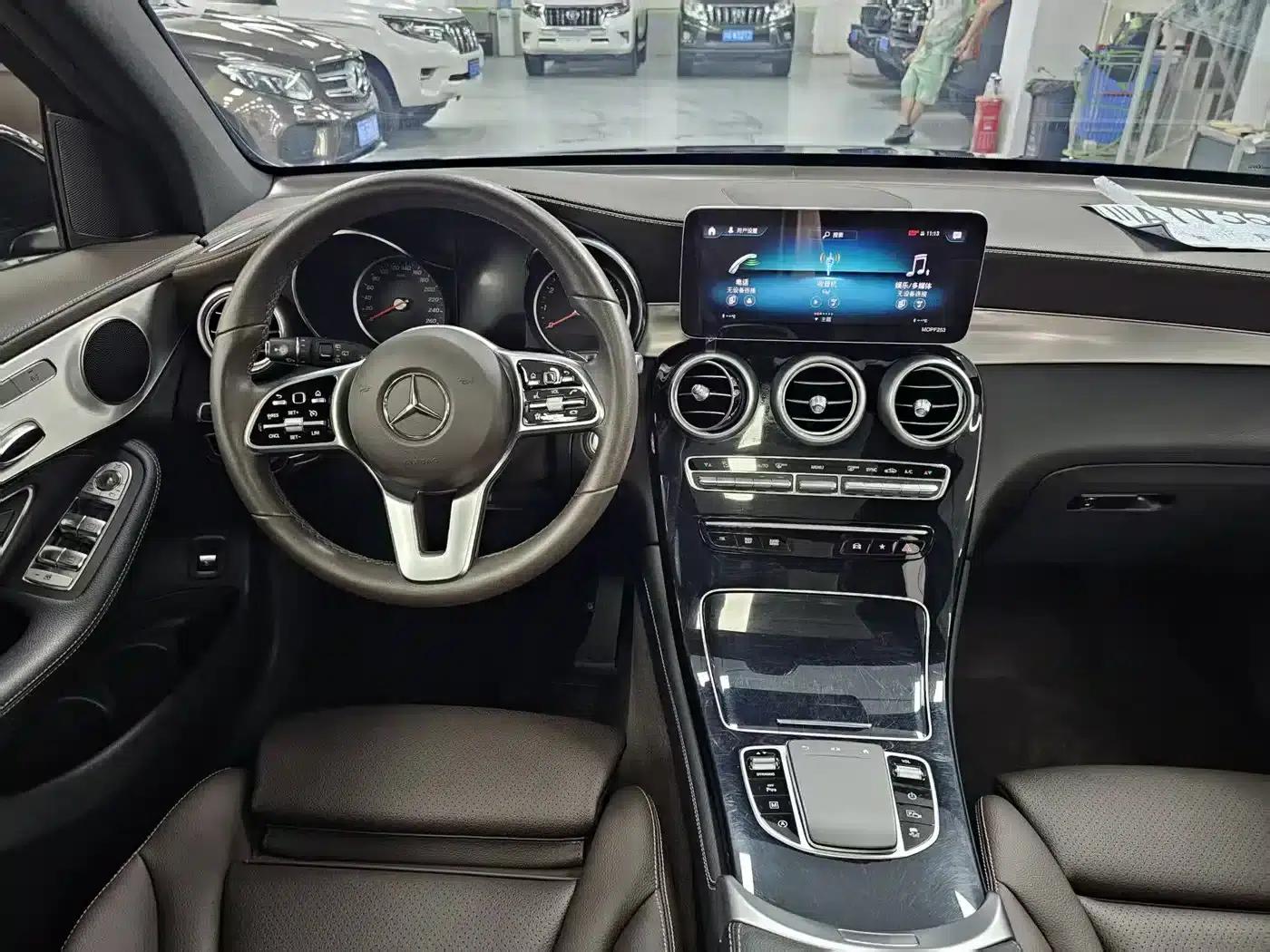 2020 Mercedes-Benz GLC 260 L 4MATIC Dynamic — миниатюра 9