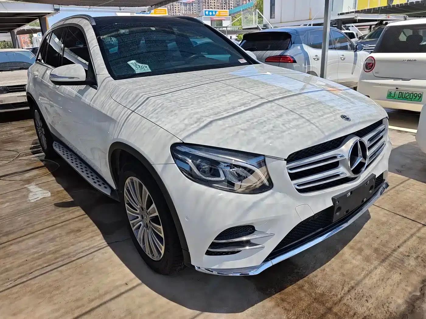 2017 Mercedes-Benz GLC 260 4MATIC Dynamic — миниатюра 3