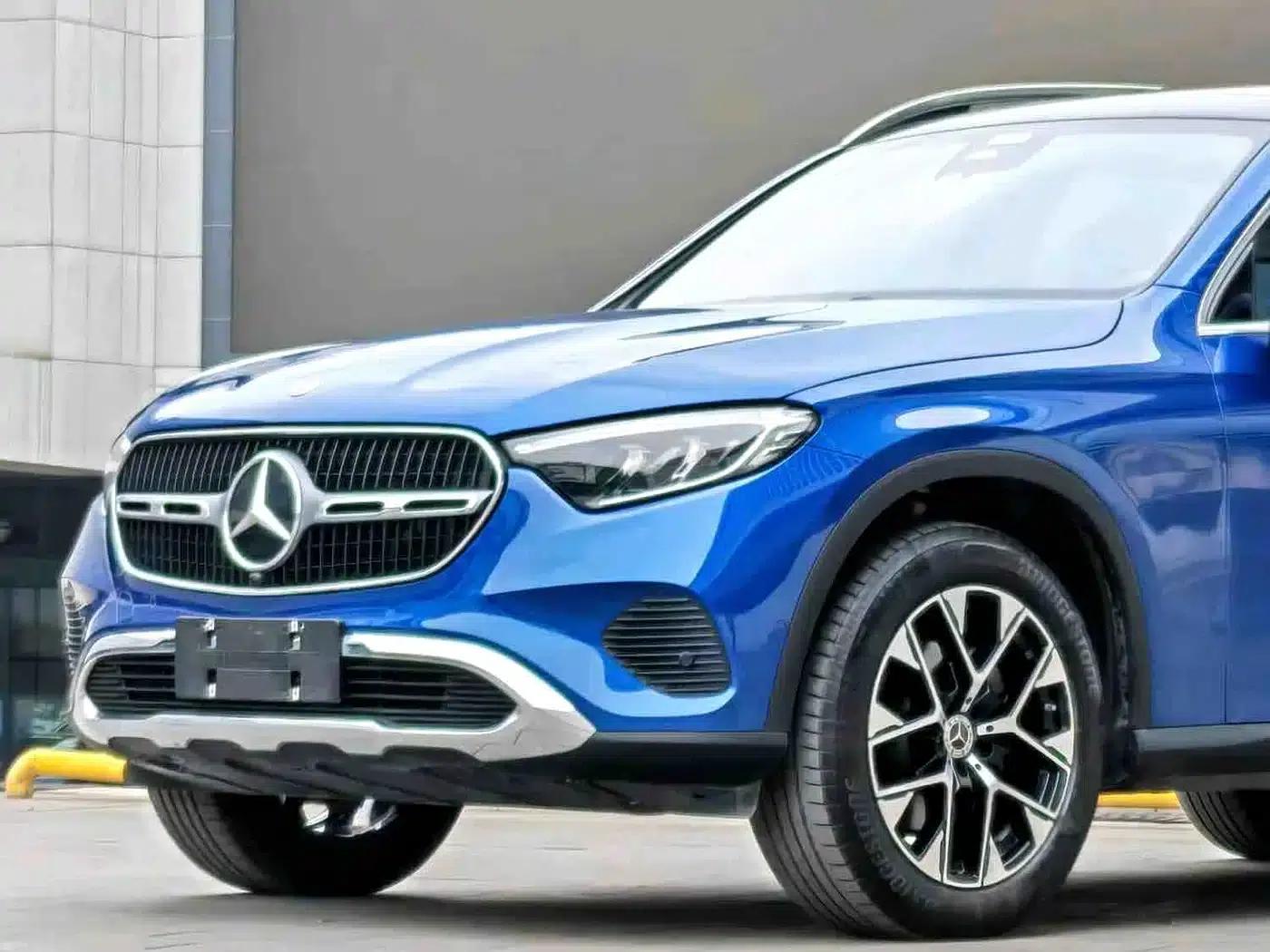 2024 Mercedes-Benz GLC 260 L 4MATIC Dynamic 5-seater — миниатюра 4