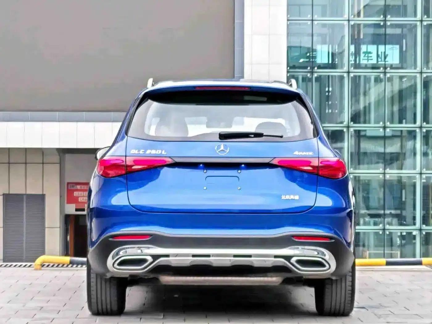 2024 Mercedes-Benz GLC 260 L 4MATIC Dynamic 5-seater — миниатюра 5