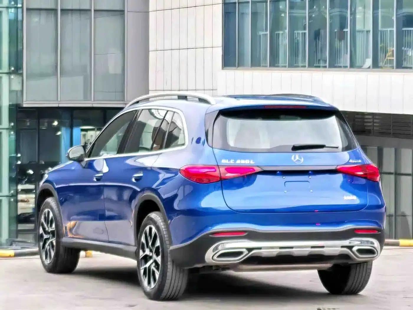 2024 Mercedes-Benz GLC 260 L 4MATIC Dynamic 5-seater — миниатюра 7