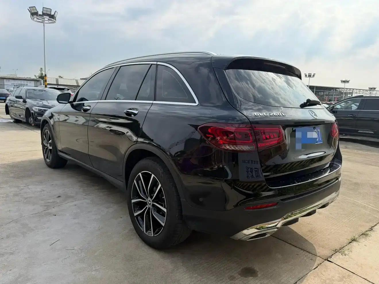 2020 Mercedes-Benz GLC 260 L 4MATIC Dynamic — миниатюра 12