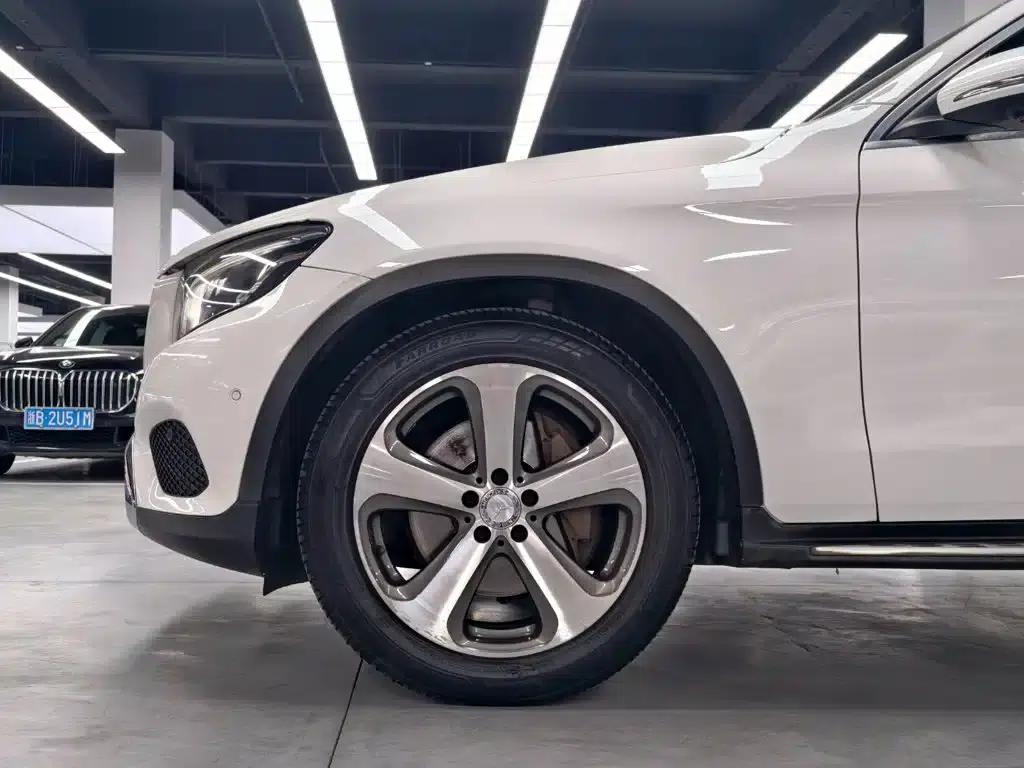 2016 Mercedes-Benz GLC 260 4MATIC Luxury — миниатюра 17