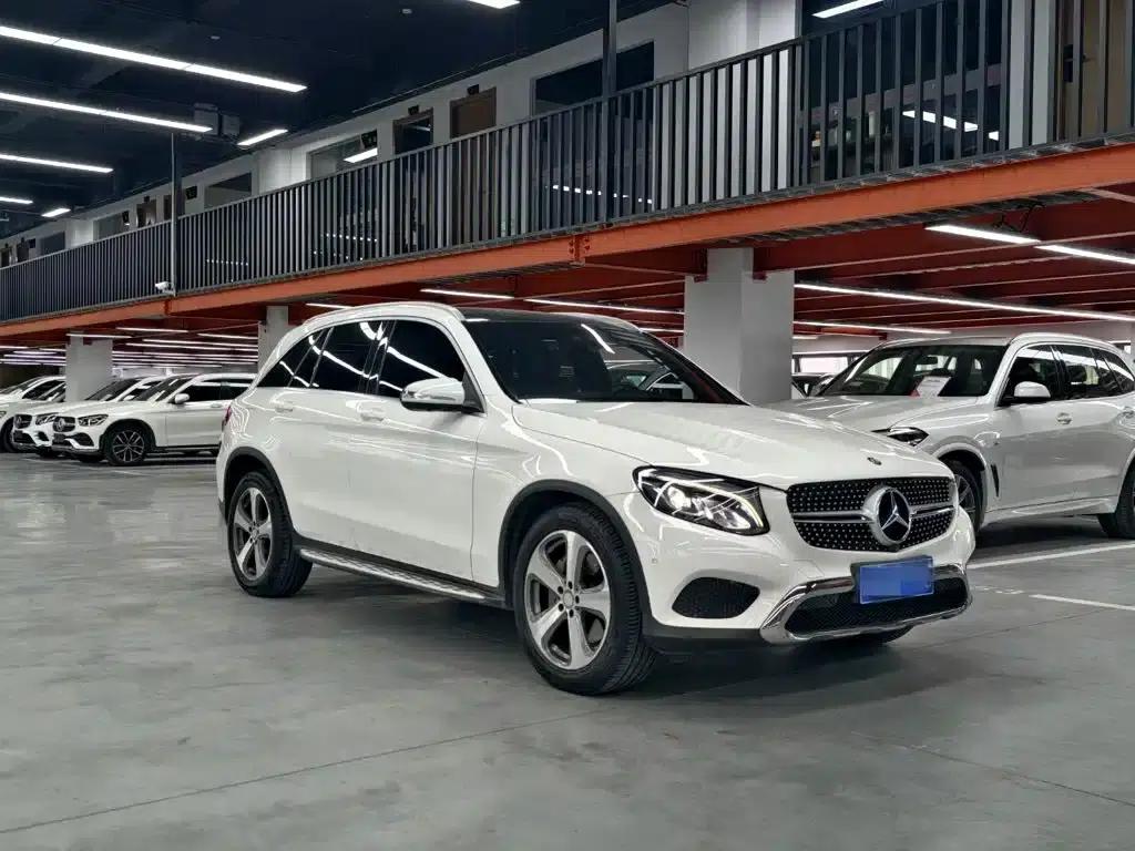 2016 Mercedes-Benz GLC 260 4MATIC Luxury — миниатюра 3