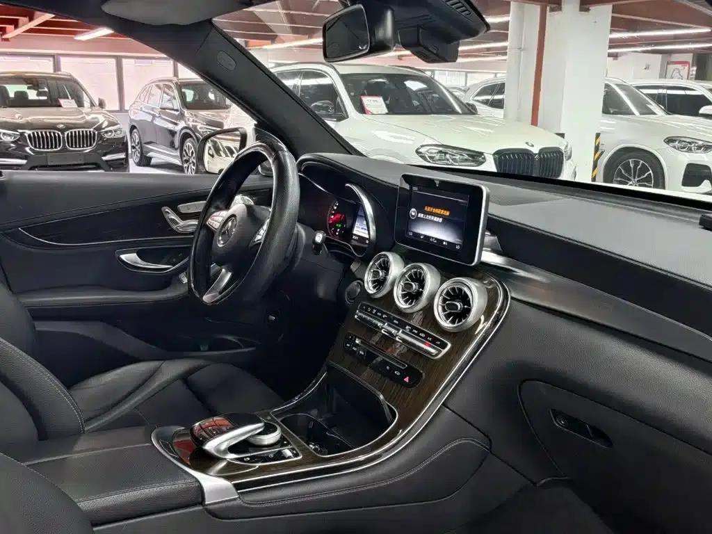 2016 Mercedes-Benz GLC 260 4MATIC Luxury — миниатюра 8