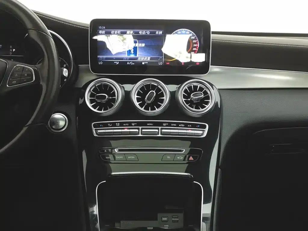 Mercedes-Benz GLC 2019 GLC 200 4MATIC — миниатюра 12