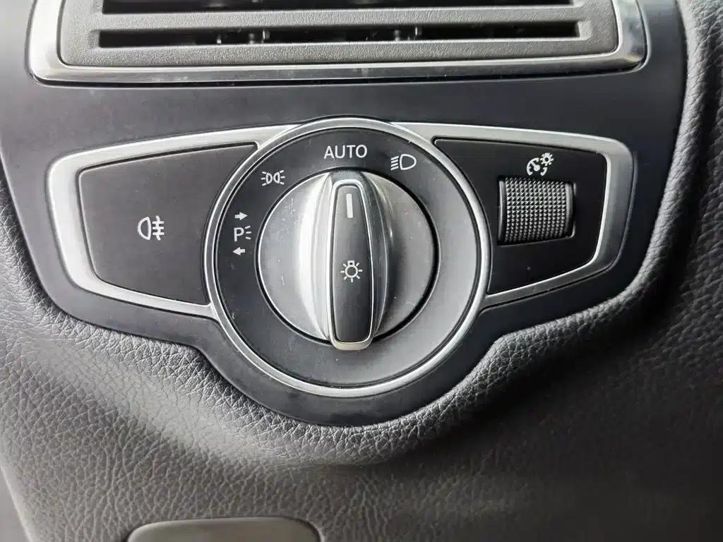 Mercedes-Benz GLC 2019 GLC 200 4MATIC — миниатюра 21