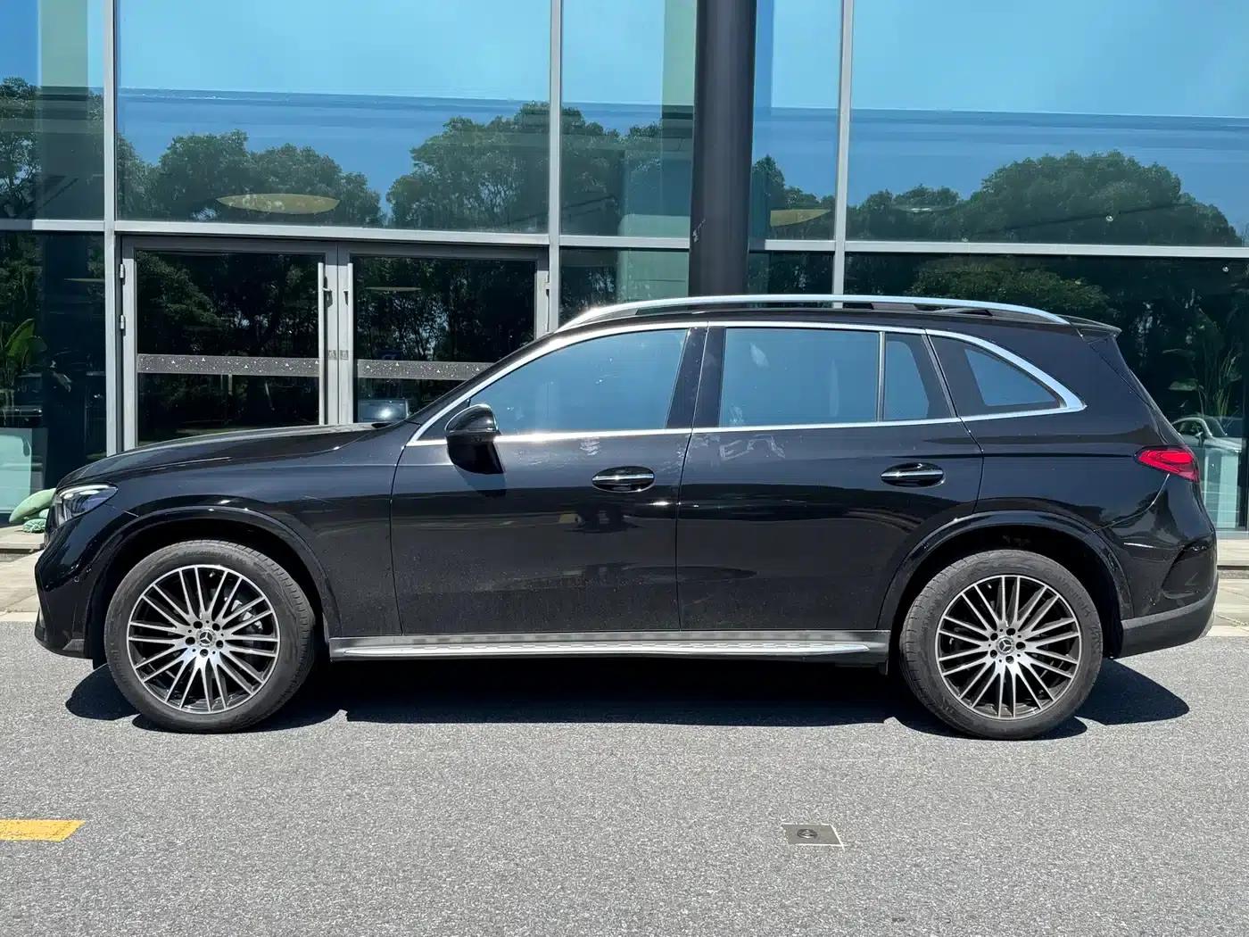 Mercedes-Benz GLC 2023 Facelift GLC 300 L 4MATIC Luxury 5-Seater — миниатюра 7