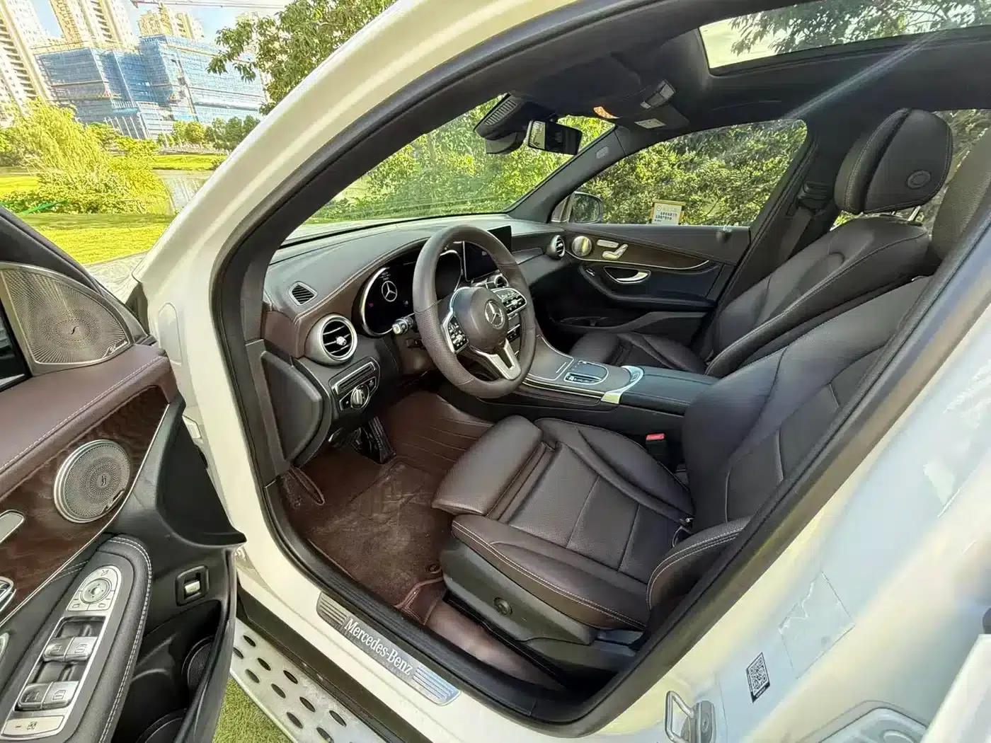 2020 Mercedes-Benz GLC 300 L 4MATIC Dynamic — миниатюра 4