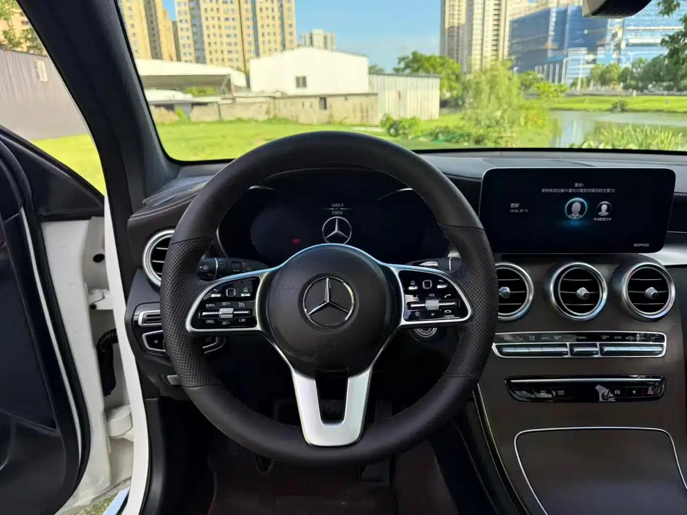 2020 Mercedes-Benz GLC 300 L 4MATIC Dynamic — миниатюра 7