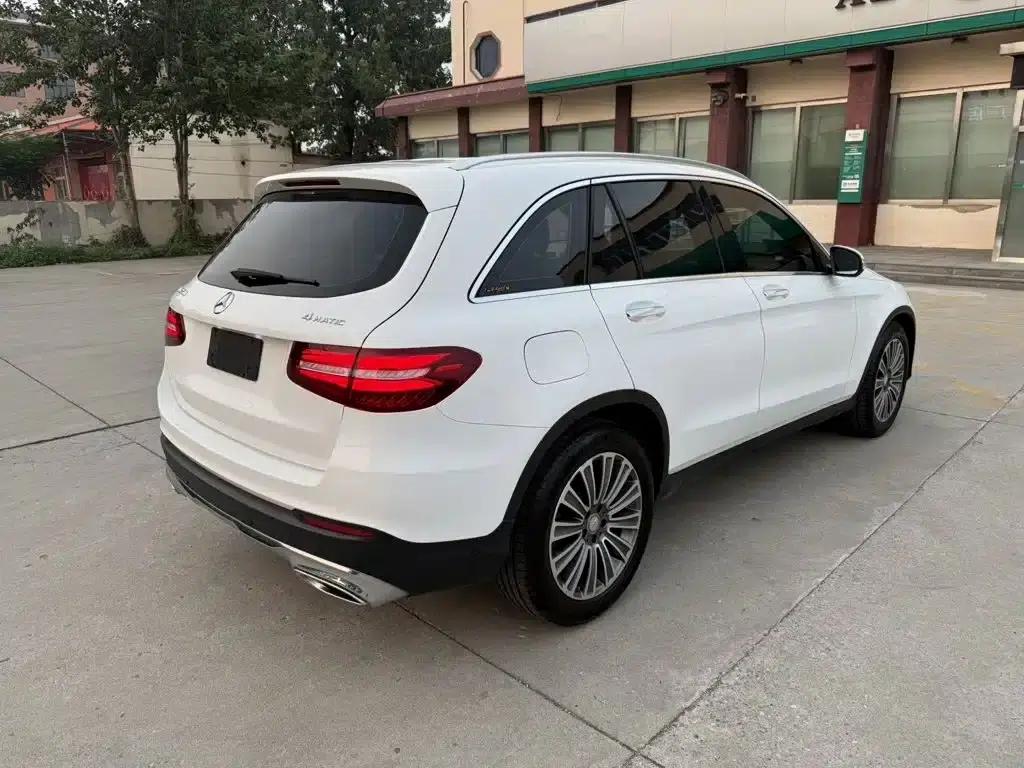2017 Mercedes-Benz GLC 260 4MATIC Luxury — миниатюра 5