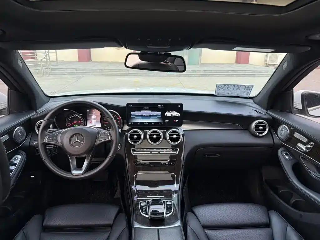 2017 Mercedes-Benz GLC 260 4MATIC Luxury — миниатюра 7