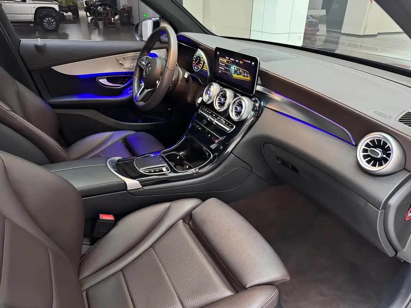 2022 Mercedes-Benz GLC 260 L 4MATIC Dynamic — миниатюра 18