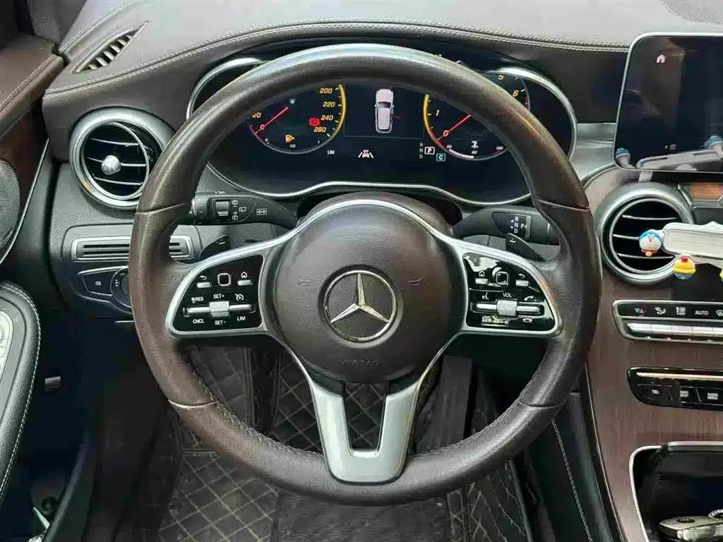 2021 Mercedes-Benz GLC 300 L 4MATIC Dynamic — миниатюра 6