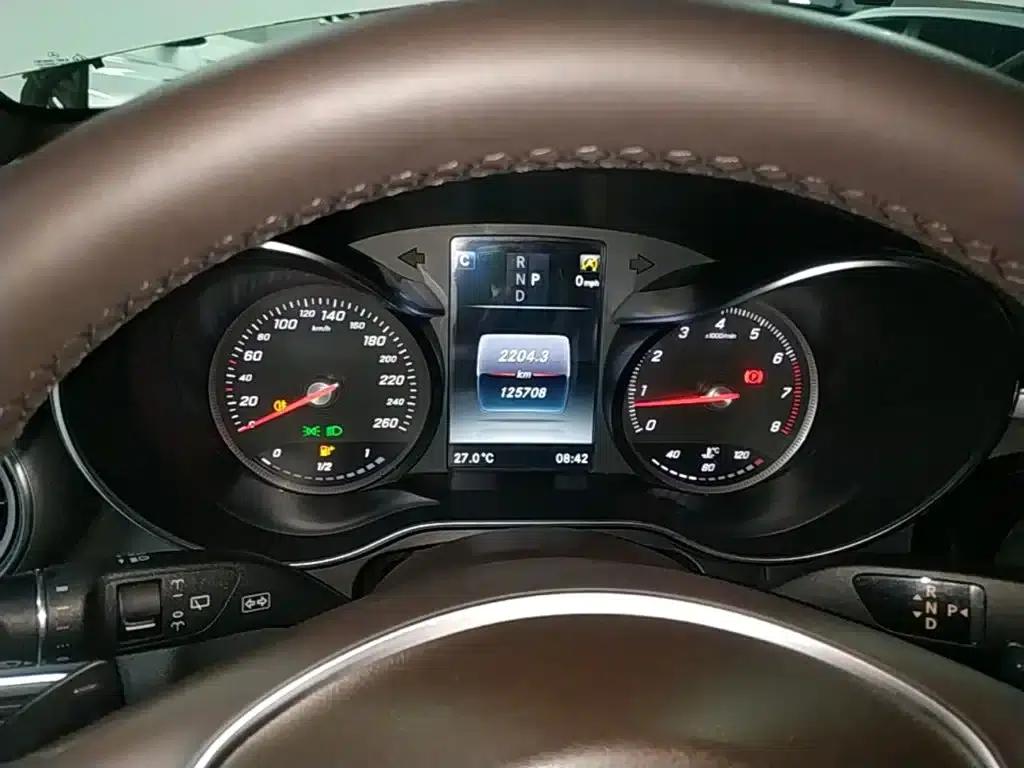 2016 Mercedes-Benz GLC 200 4MATIC — миниатюра 12