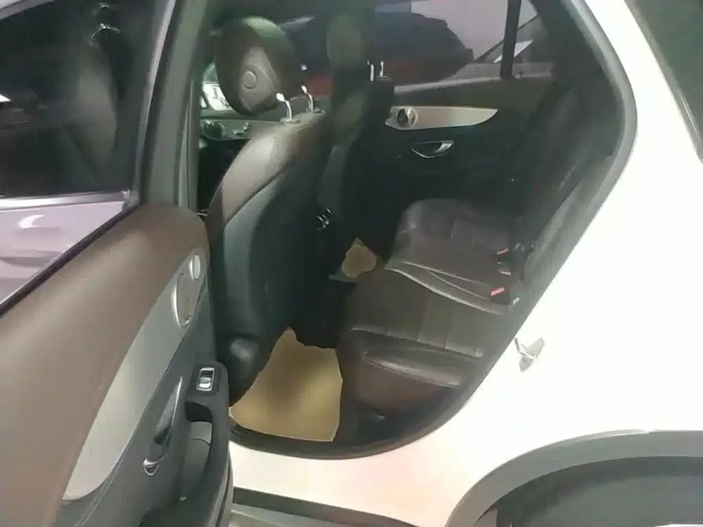 2016 Mercedes-Benz GLC 200 4MATIC — миниатюра 17