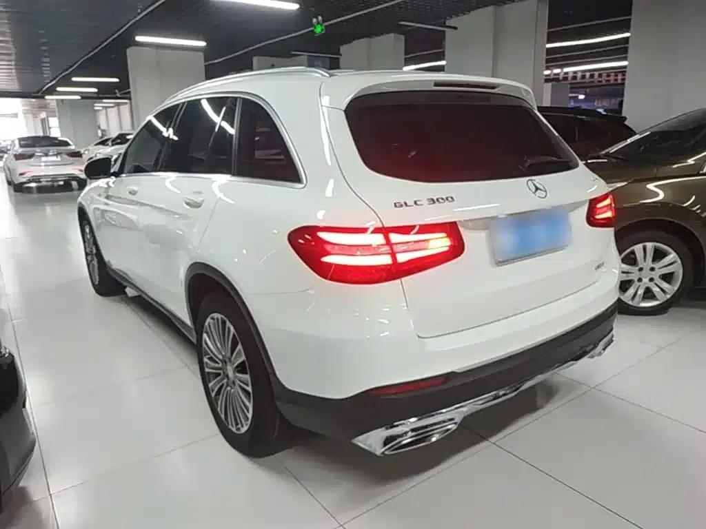 2016 Mercedes-Benz GLC 200 4MATIC — миниатюра 5