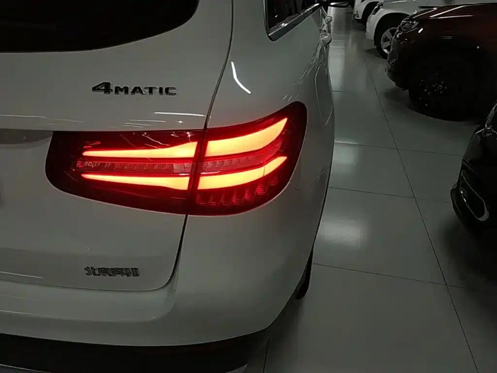 2016 Mercedes-Benz GLC 200 4MATIC — миниатюра 8