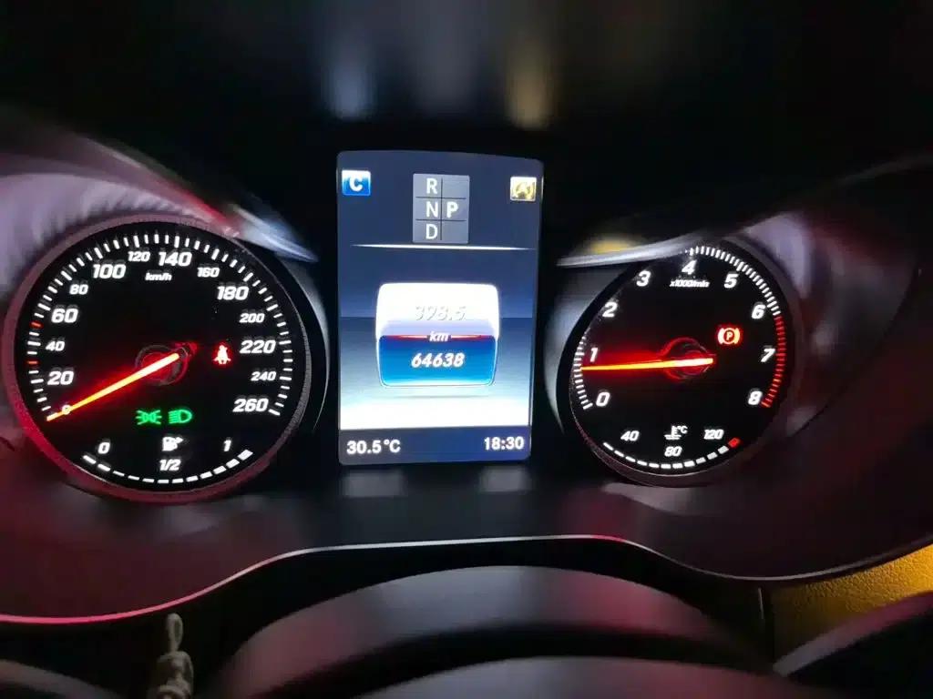2018 Mercedes-Benz GLC 260 4MATIC Luxury — миниатюра 8