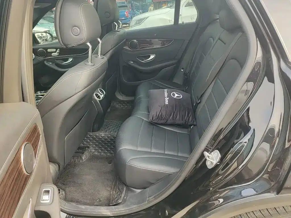 2017 Mercedes-Benz GLC 260 4MATIC Dynamic — миниатюра 17