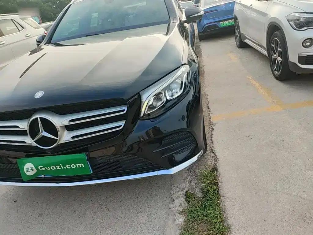 2017 Mercedes-Benz GLC 260 4MATIC Dynamic — миниатюра 24