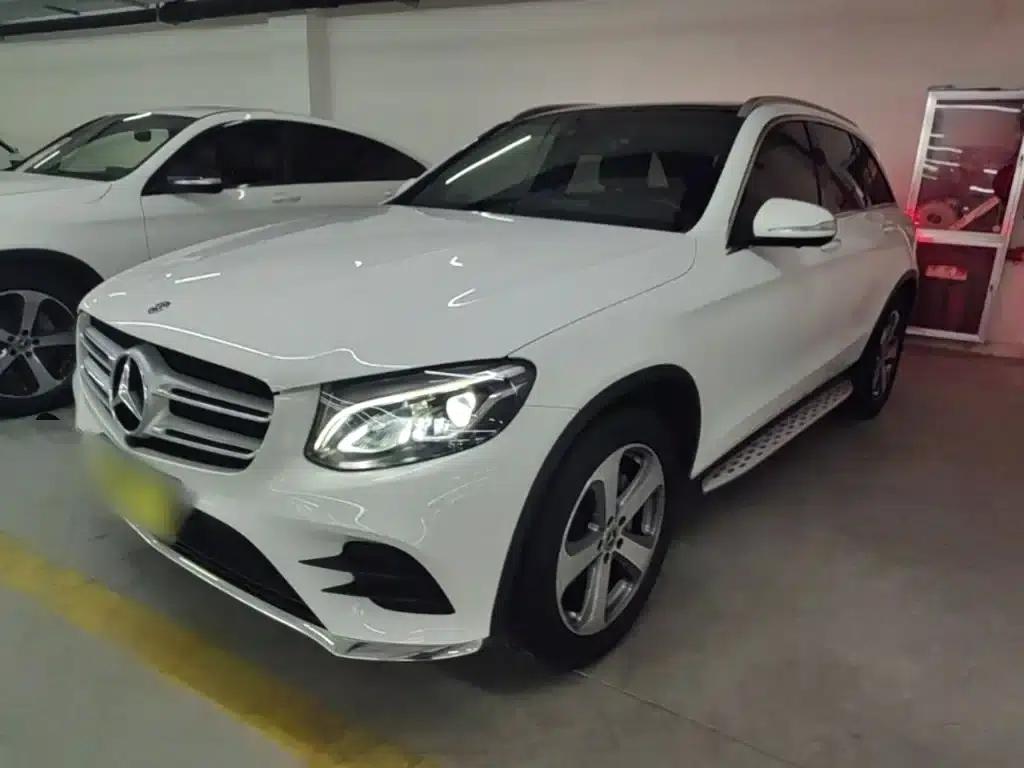 2017 Mercedes-Benz GLC 260 4MATIC Luxury — миниатюра 1