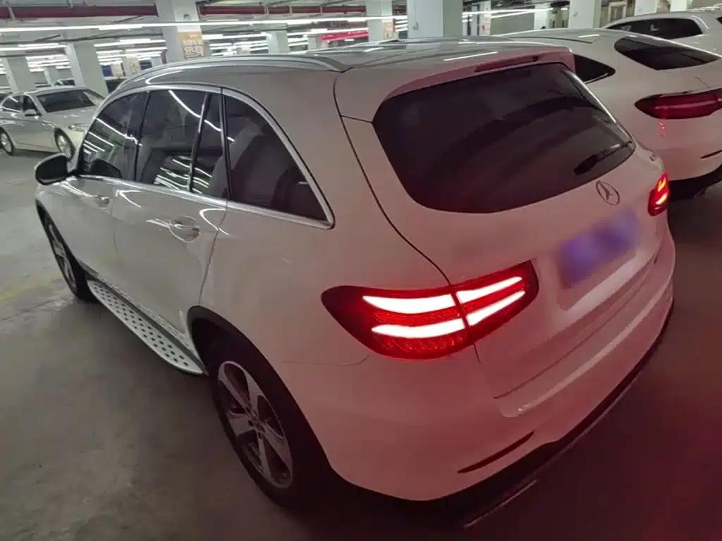 2017 Mercedes-Benz GLC 260 4MATIC Luxury — миниатюра 5