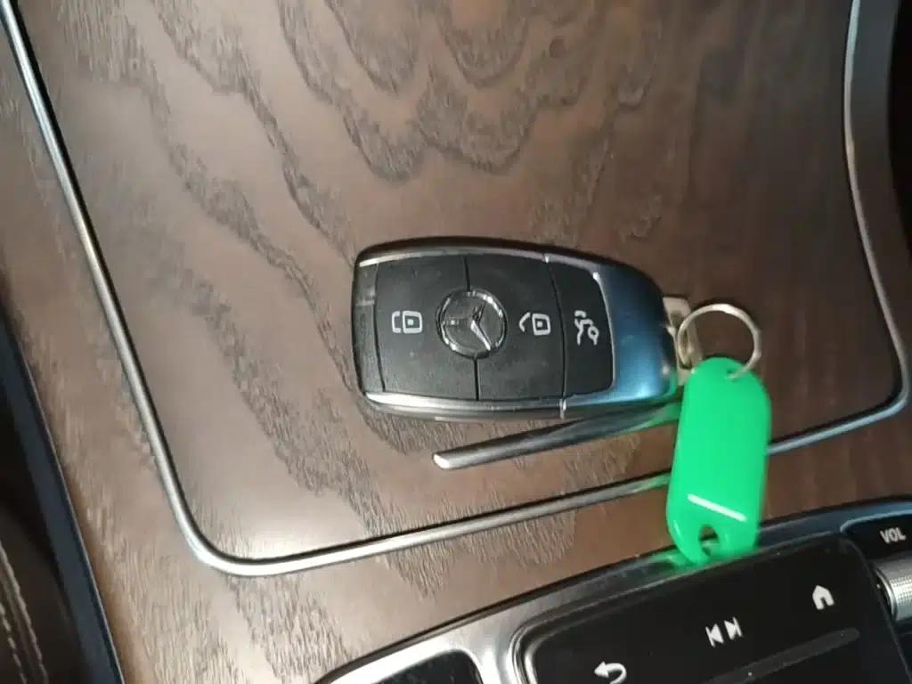 Mercedes-Benz GLC 2022 Facelift - GLC 260 L 4MATIC Luxury — миниатюра 9