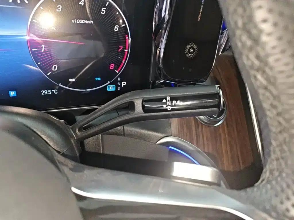 2024 Mercedes-Benz GLC 300 L 4MATIC Dynamic 7-seater — миниатюра 14