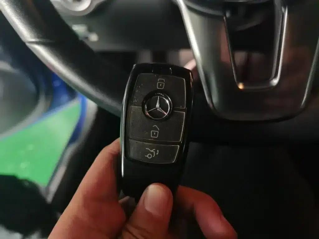 2020 Mercedes-Benz GLC 260 L 4MATIC Luxury — миниатюра 9