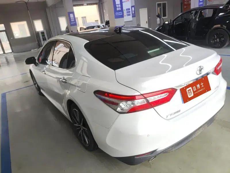 Camry 2021 2.5G Luxury Edition — миниатюра 3