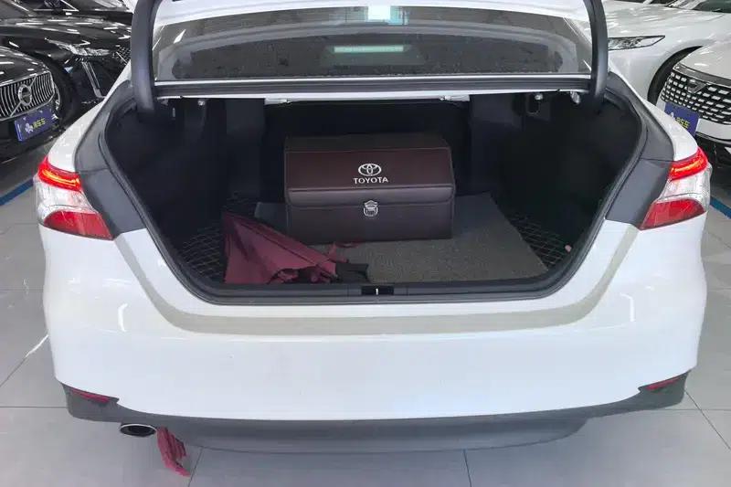 Camry 2021 Hybrid 2.5HGVP Leading Edition — миниатюра 17
