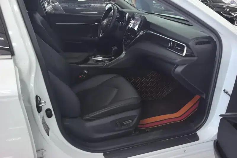 Camry 2021 Hybrid 2.5HGVP Leading Edition — миниатюра 10