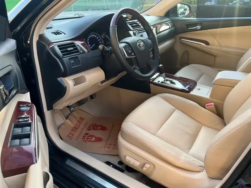 2013 Camry 2.5G Comfort Edition — миниатюра 14
