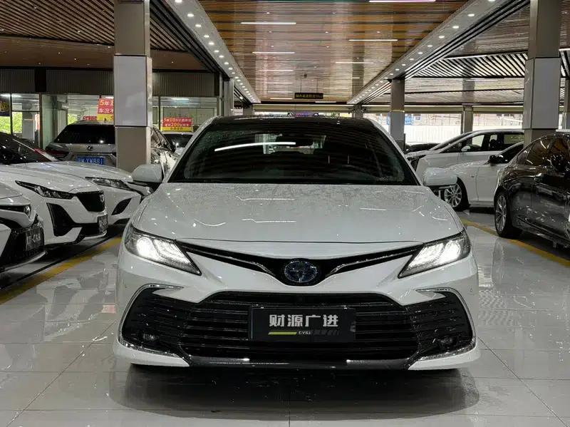 Camry 2021 Hybrid 2.5HQ Flagship Edition — миниатюра 2